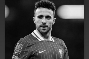 莱万多夫斯基悼念若塔：愿你安息️