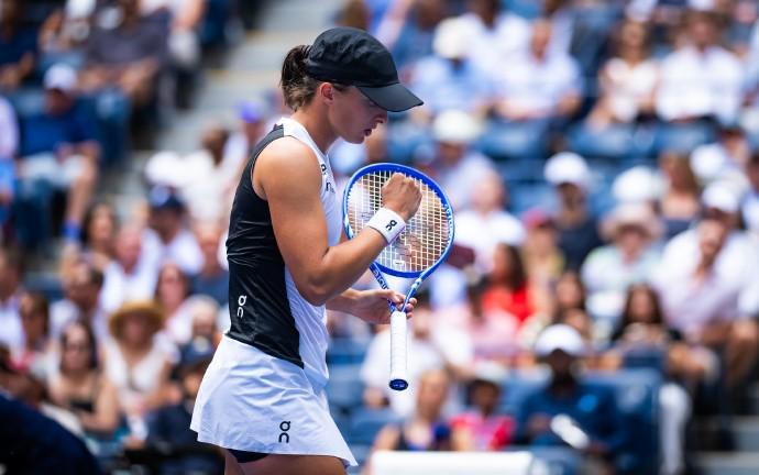 开云在线-斯瓦泰克2-1险胜拉门斯，晋级美网女单32强